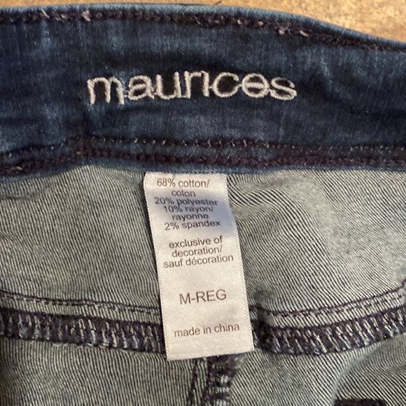 Womens Maurices jeans size medium regular inseam measures about 31” - Picture 3 of 6